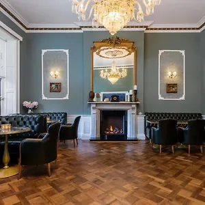 3* Hotel St George By Nina